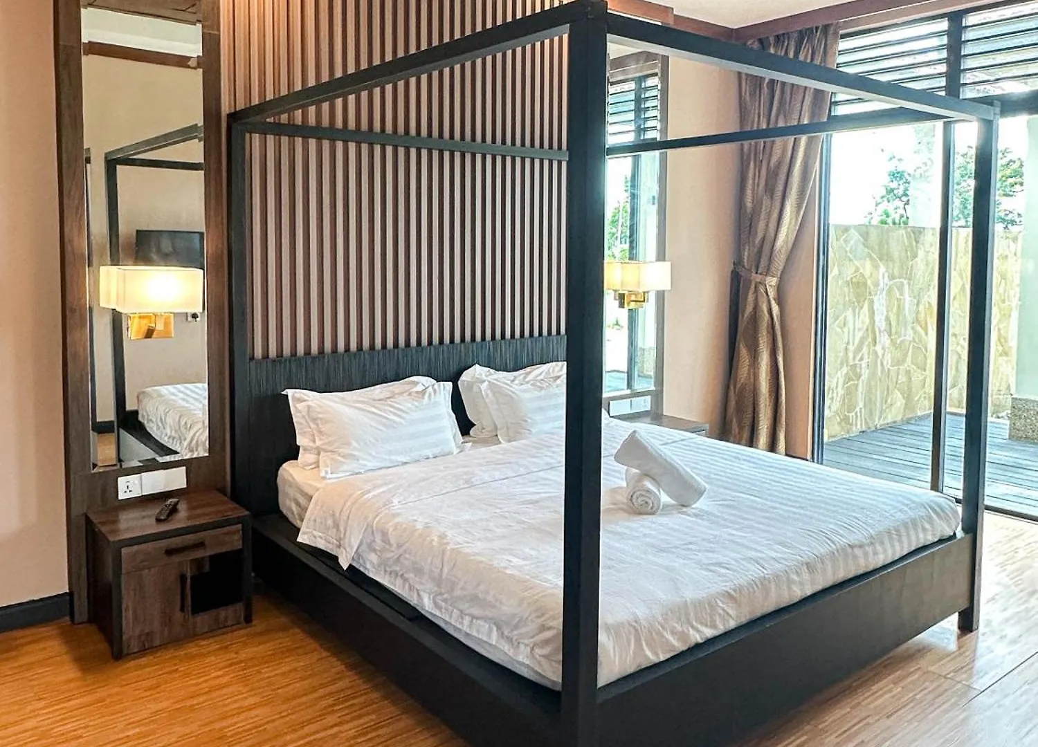 Villa Bonheur At Karambunai Kota Kinabalu