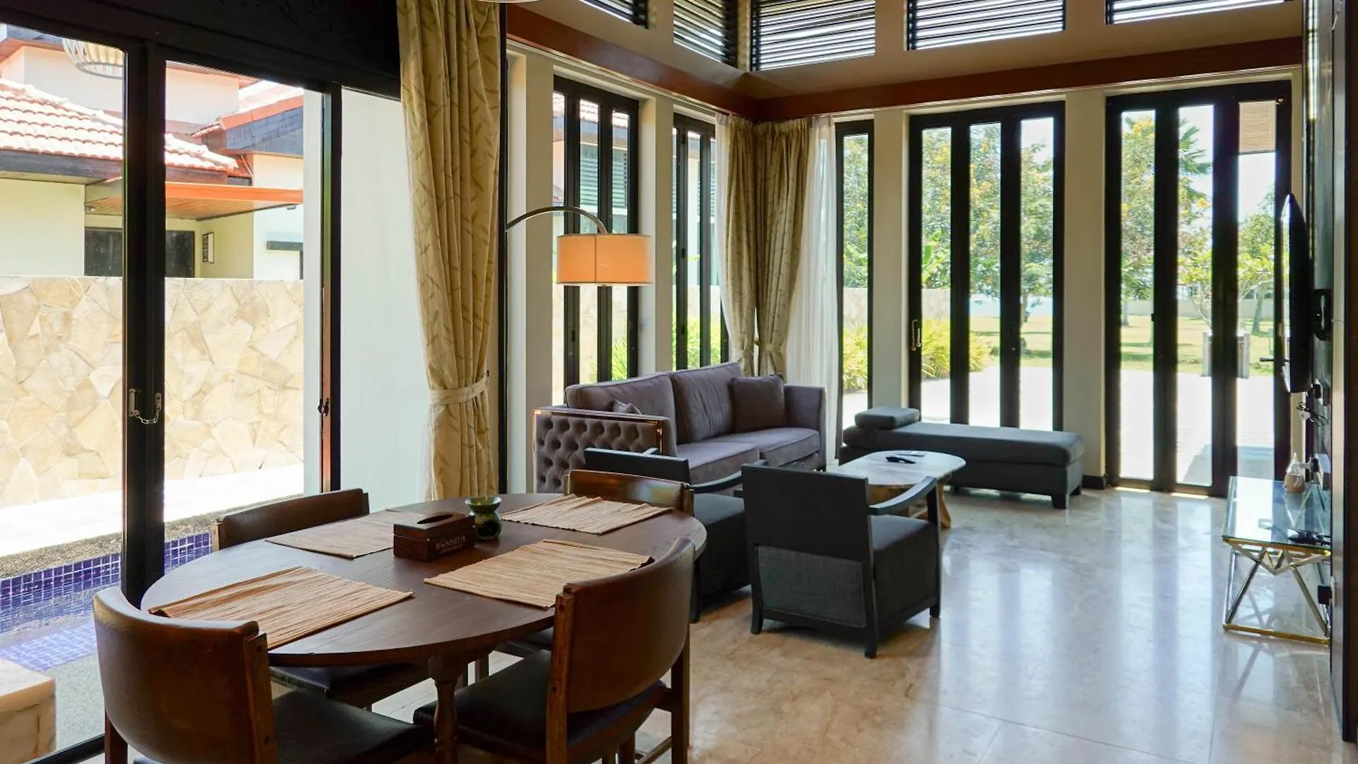 Bonheur At Karambunai Kota Kinabalu Villa