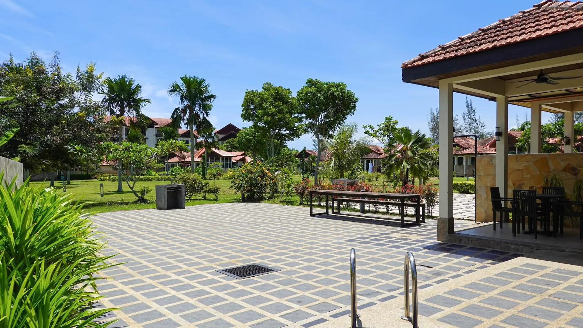 Villa Bonheur At Karambunai Kota Kinabalu Malezya