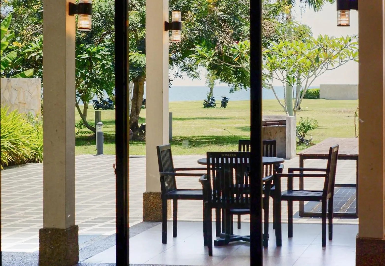 Villa Bonheur At Karambunai Kota Kinabalu